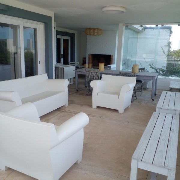 Excelente casa en La Barra a pasos del mar